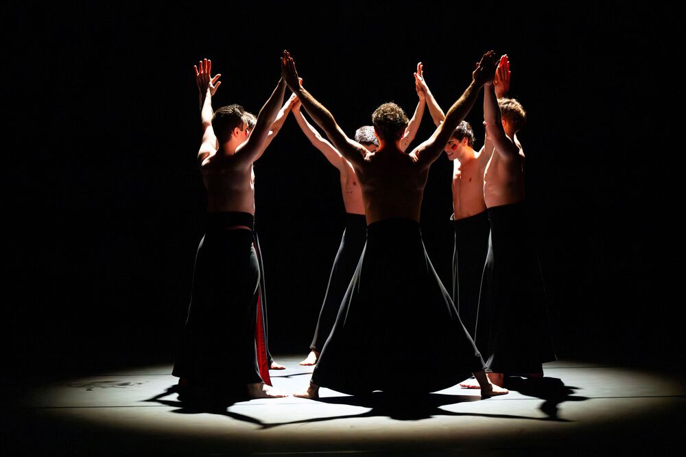 The Hunt: Paul Kenny, Luigi Cifone, Ramón Ceñera Castaño, Andrea De Marzo, Davide Benigni, Tim Thomas Hutsch