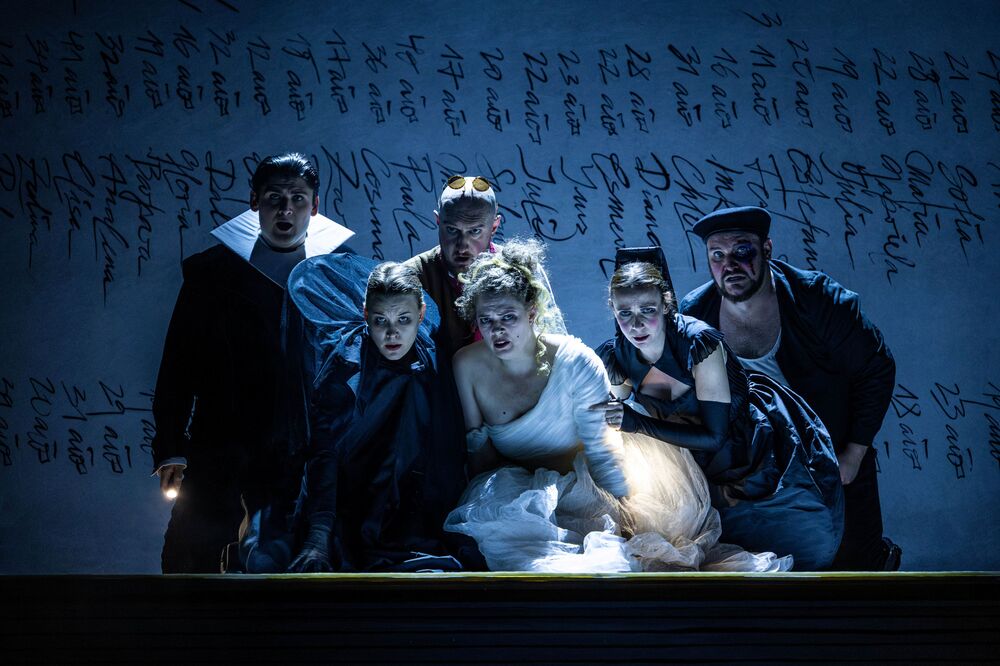  Aleksey Kursanov, Lubov Karetnikova, Tomasz Wija, Emma McNairy, Monika Reinhard, Mark Hightower